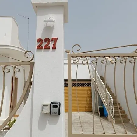 Casa Vacanze 'Dalla Nonna' Mesagne Exterior photo