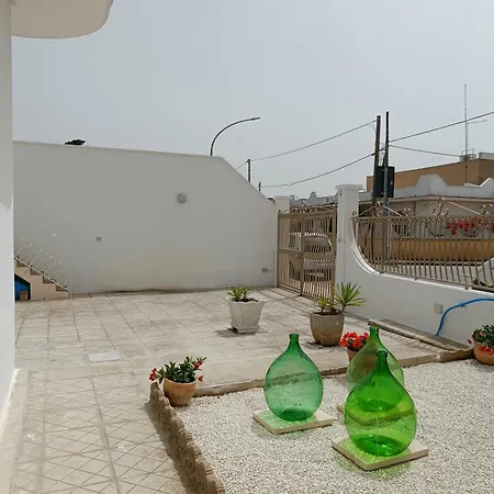 Casa Vacanze 'Dalla Nonna' Mesagne Exterior photo